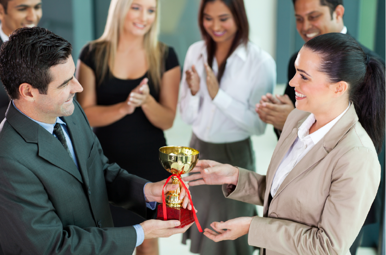 employee rewards and recognition